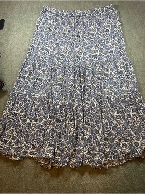 Maurices‎ Blue and White Floral Maxi Skirt
